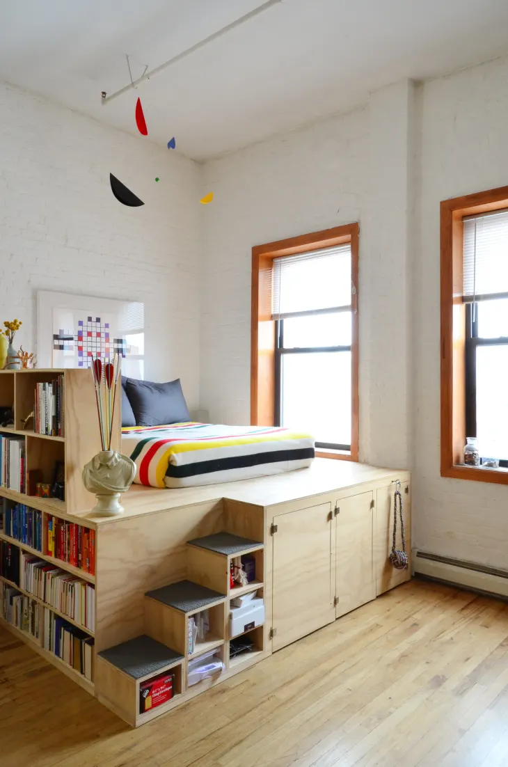 Twin Loft Beds Offering Space-Saving Solutions for Kids' Bedrooms
